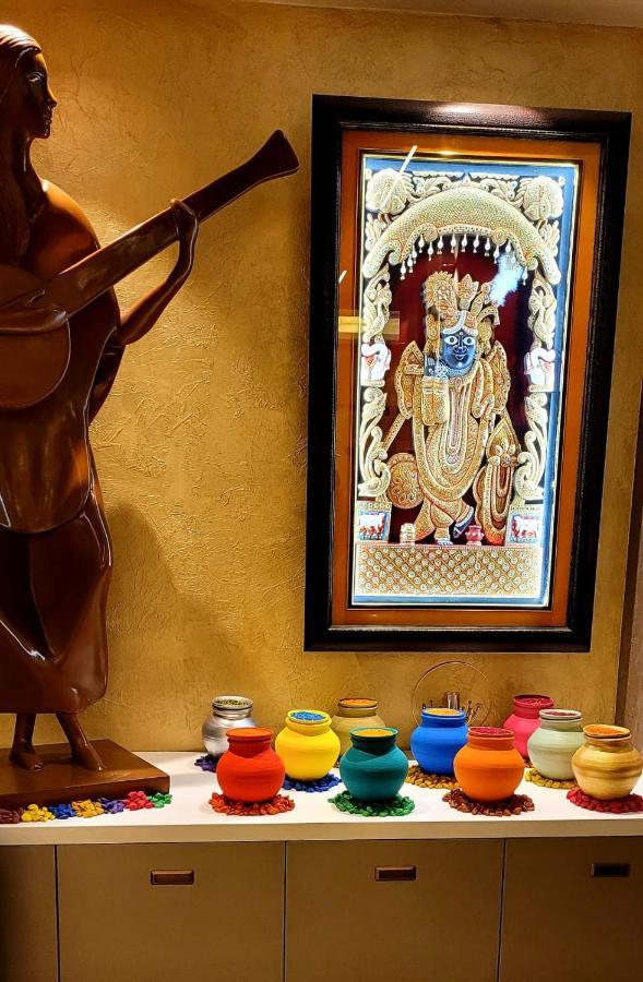 Best Western Vrindāvan Buitenkant foto