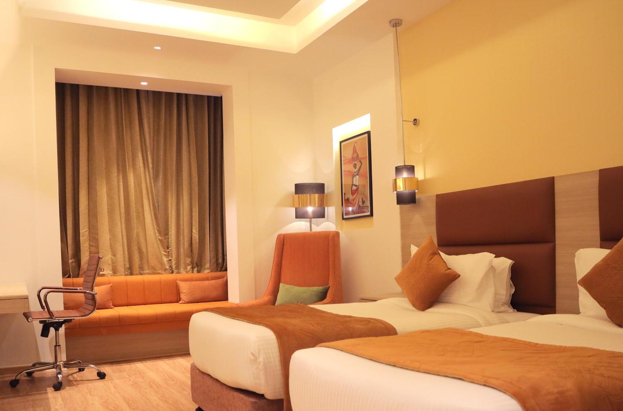 Best Western Vrindāvan Buitenkant foto